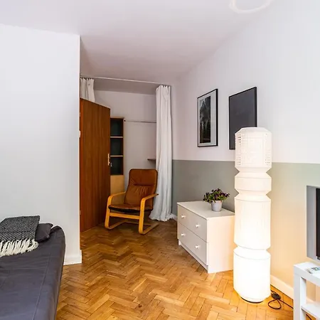 Apartament Lesny Lägenhet *